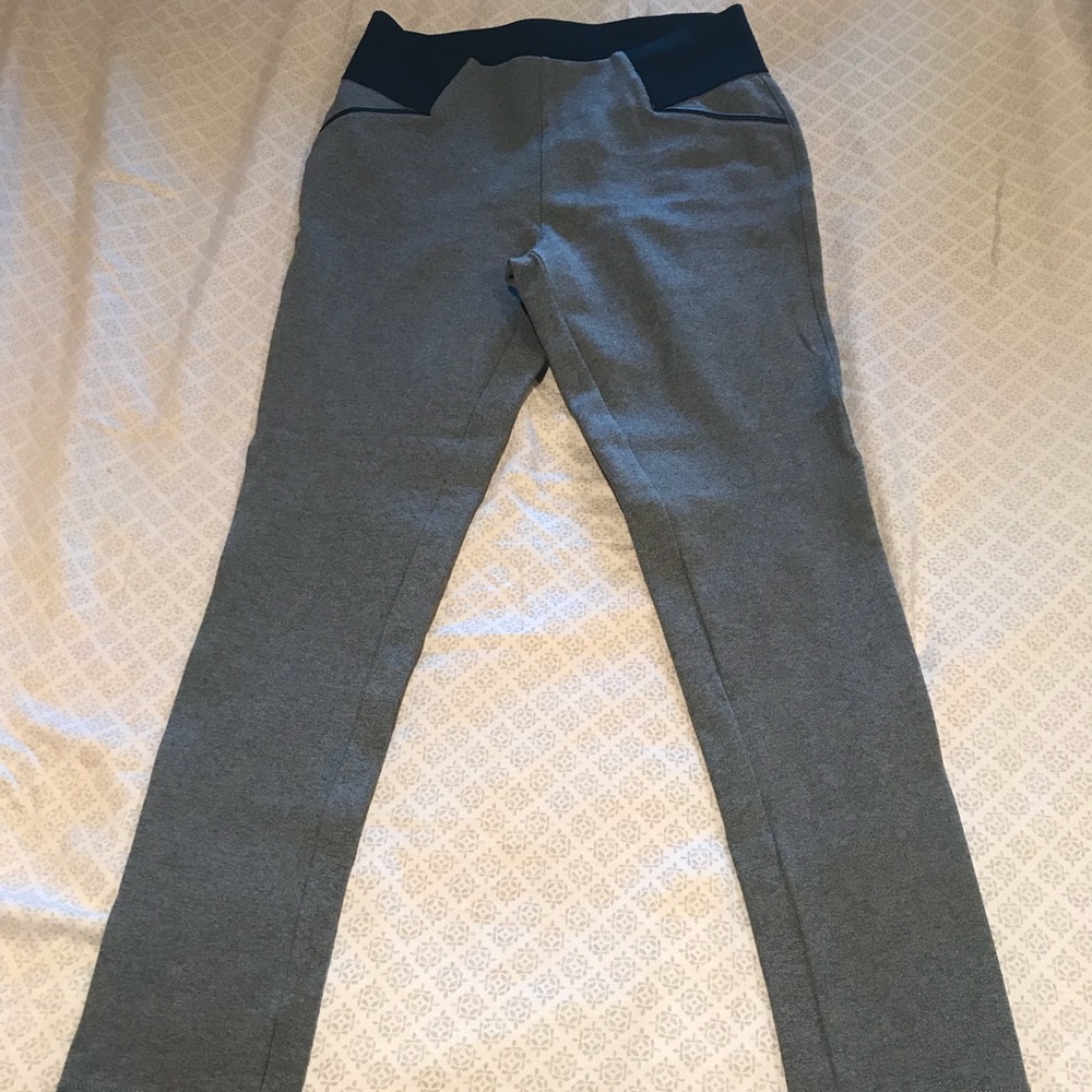 Ci Sono Gray Ponte Pants